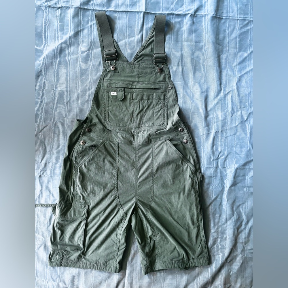 Duluth Trading Co. Heirloom Gardening Short Overalls, sage, Small, barely worn